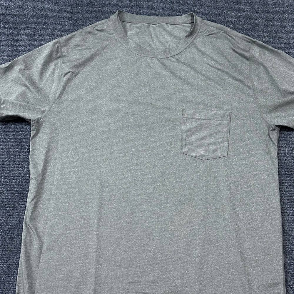 Vuori Mens Heathered Grey Performance Pocket T-Shirt Short Sleeve Activewear XL